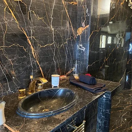 Castiglione 27 Luxury 4*