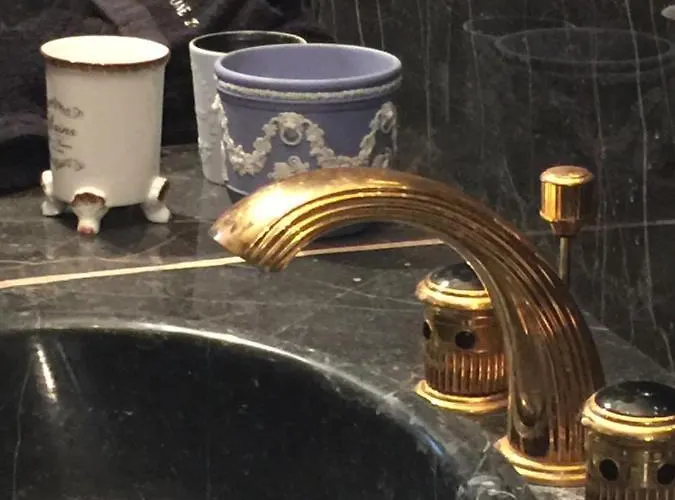 Castiglione 27 Luxury