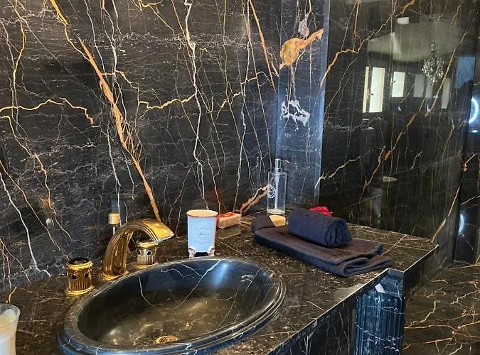 Castiglione 27 Luxury 4*