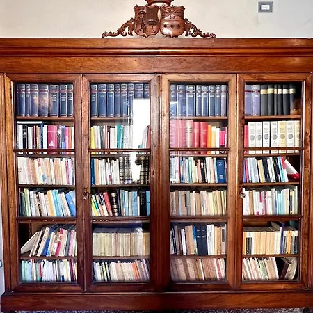 Castiglione 27 Luxury Bed & Breakfast 4*